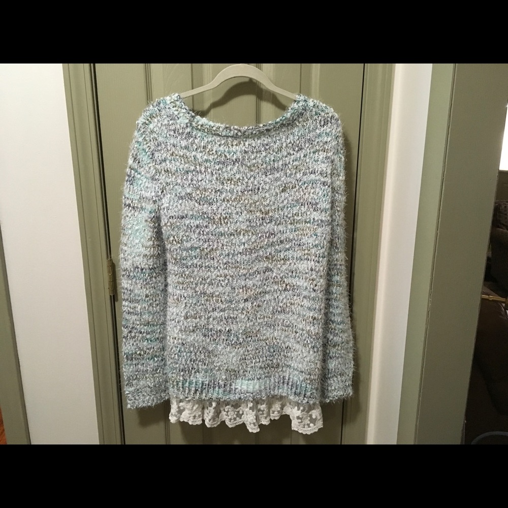 Sweater - Picture 4 of 5